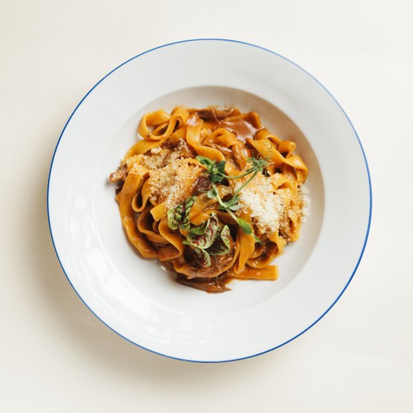 Паста с рагу из утки