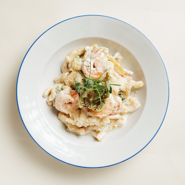 Паста с креветками и брокколи