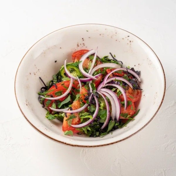 Овощной салат по-грузински