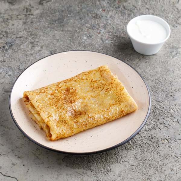 Блин со сметаной