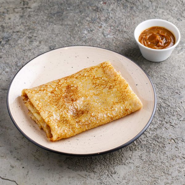 Блин с вареной сгущенкой