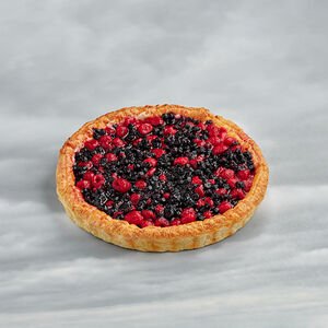Тарт с черникой и малиной