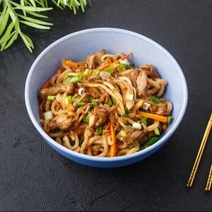 Лапша с цыпленком и овощами