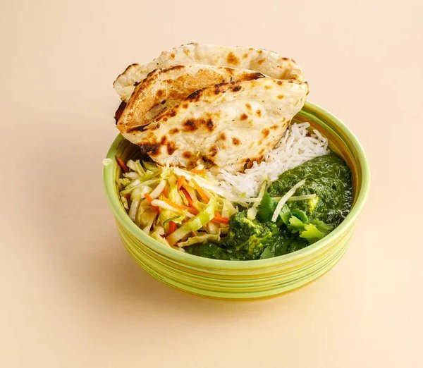 Сырно-шпинатный боул