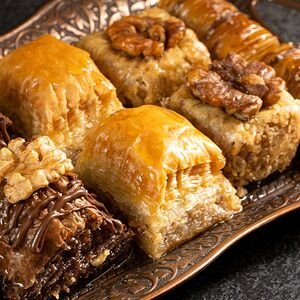 Пахлава с грецким орехом