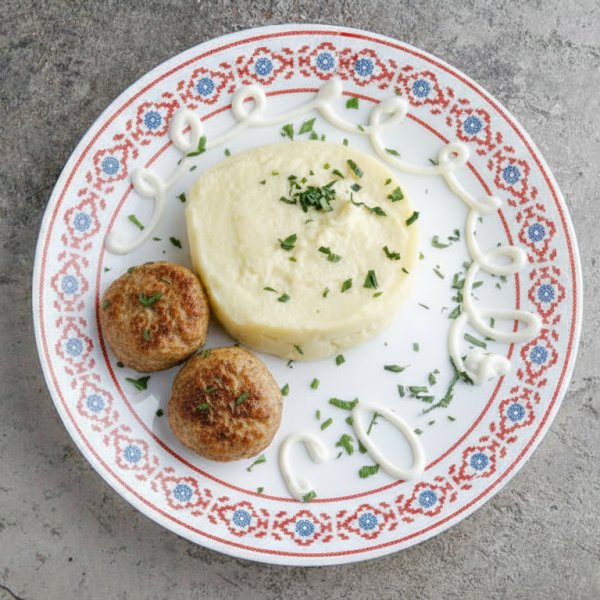 Котлеты домашние с картофельным пюре