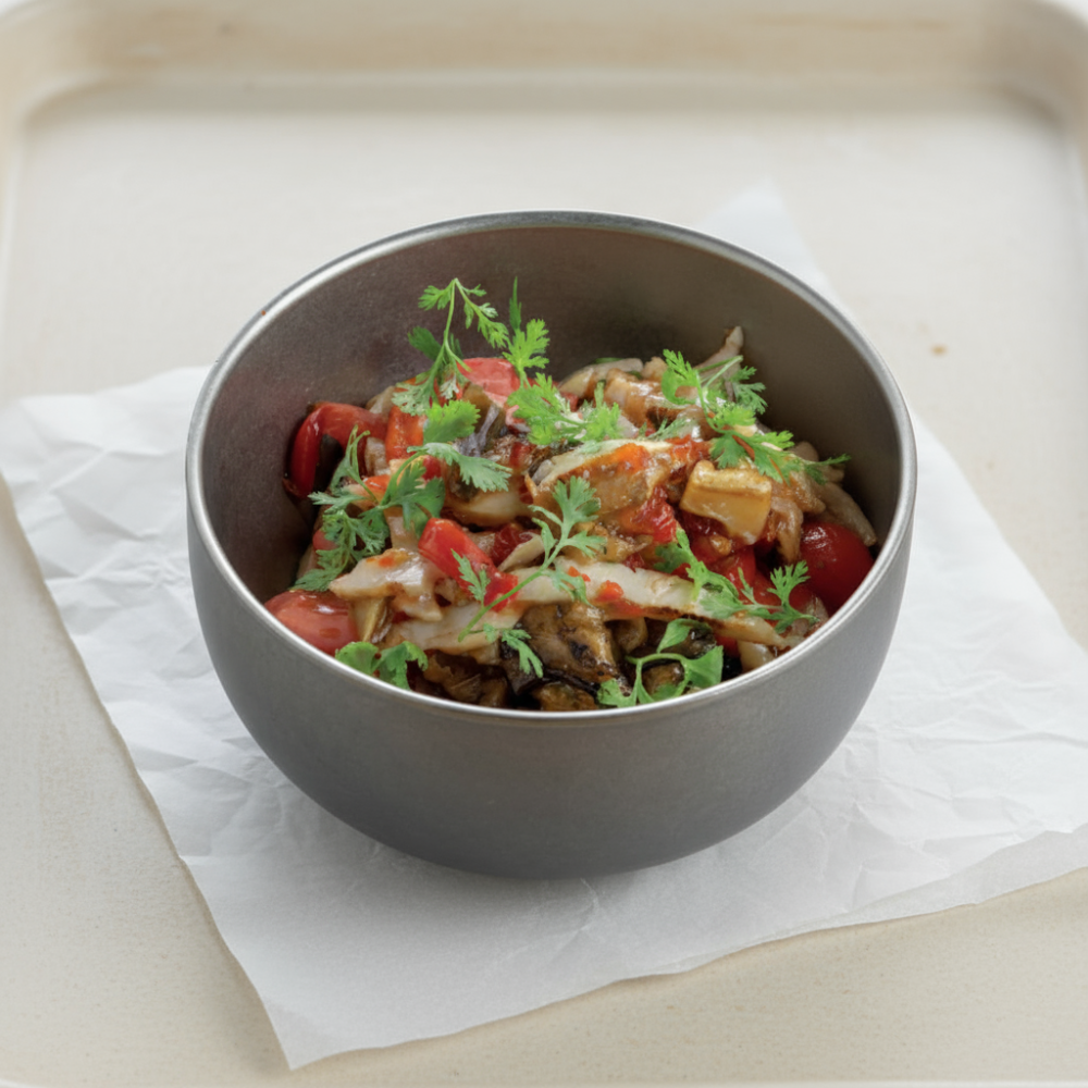 Салат с баклажаном и курицей