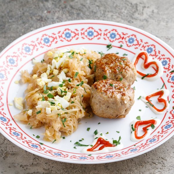 Котлеты домашние с капустой и яйцом